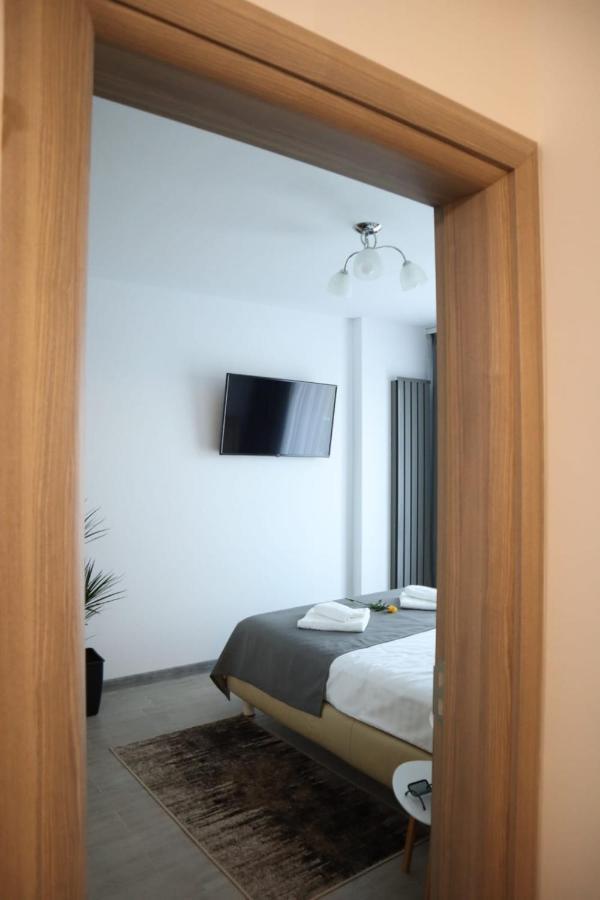 Alesea Ap-Alezzi Beach Resort Navodari Luaran gambar